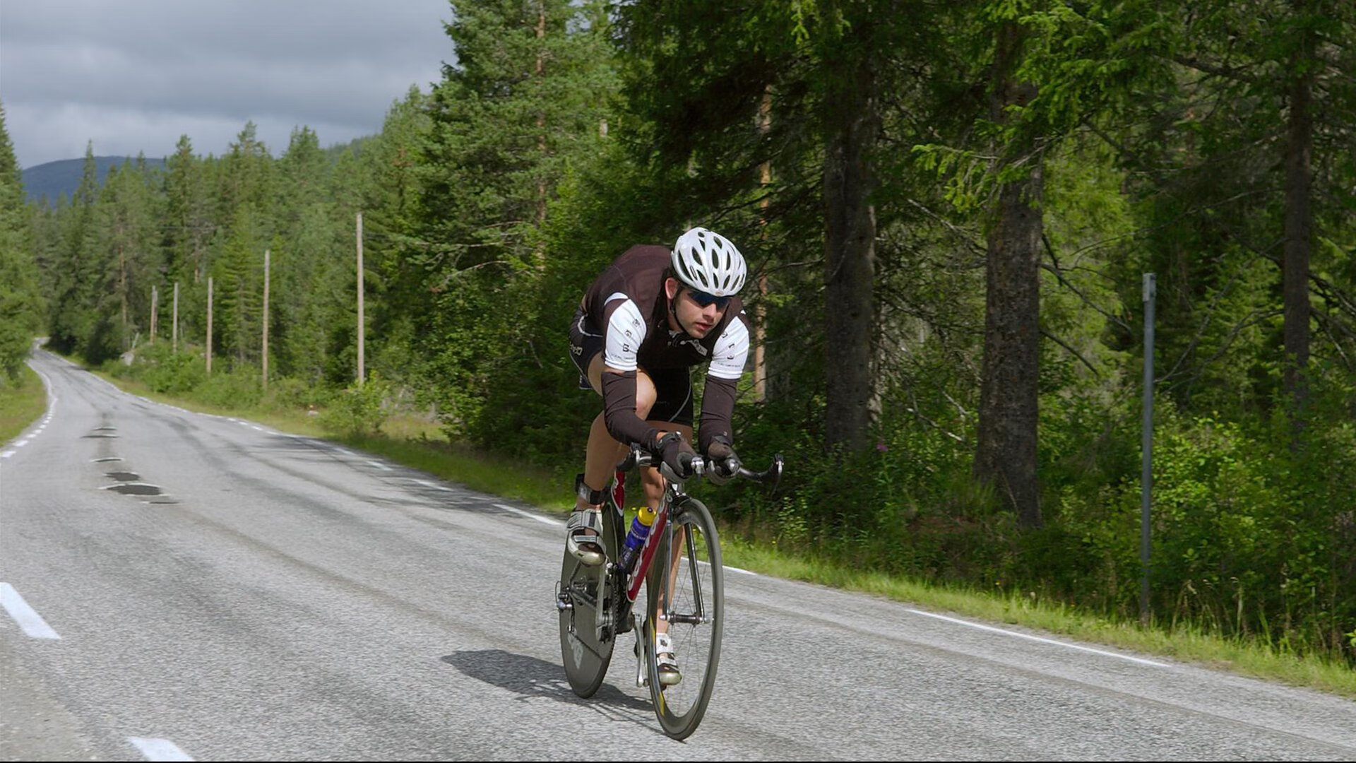 中国足球国家队提升技战术执行细致程度，中国足球怎么提高