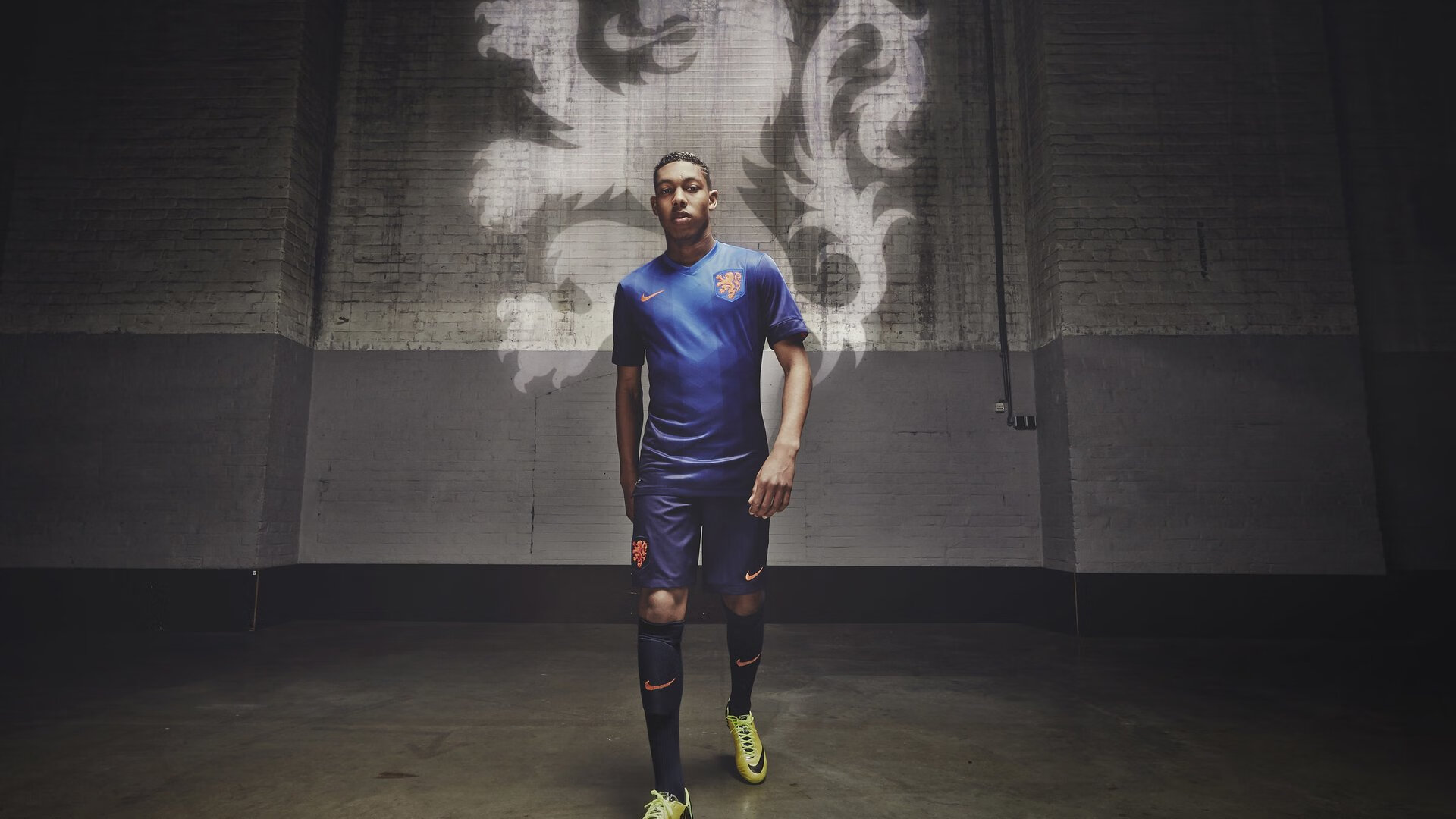 星空体育在线-德甲积分榜：拜仁领跑多特紧Follow，争夺激烈，德甲 积分